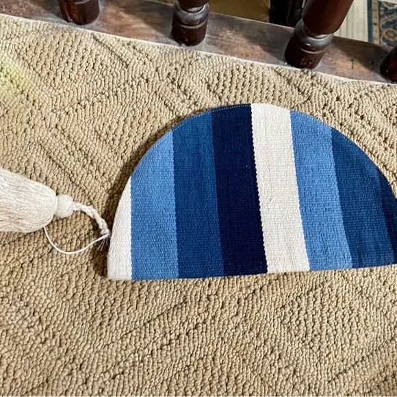 Roller Rabbit Clutch - Picture 2 of 4